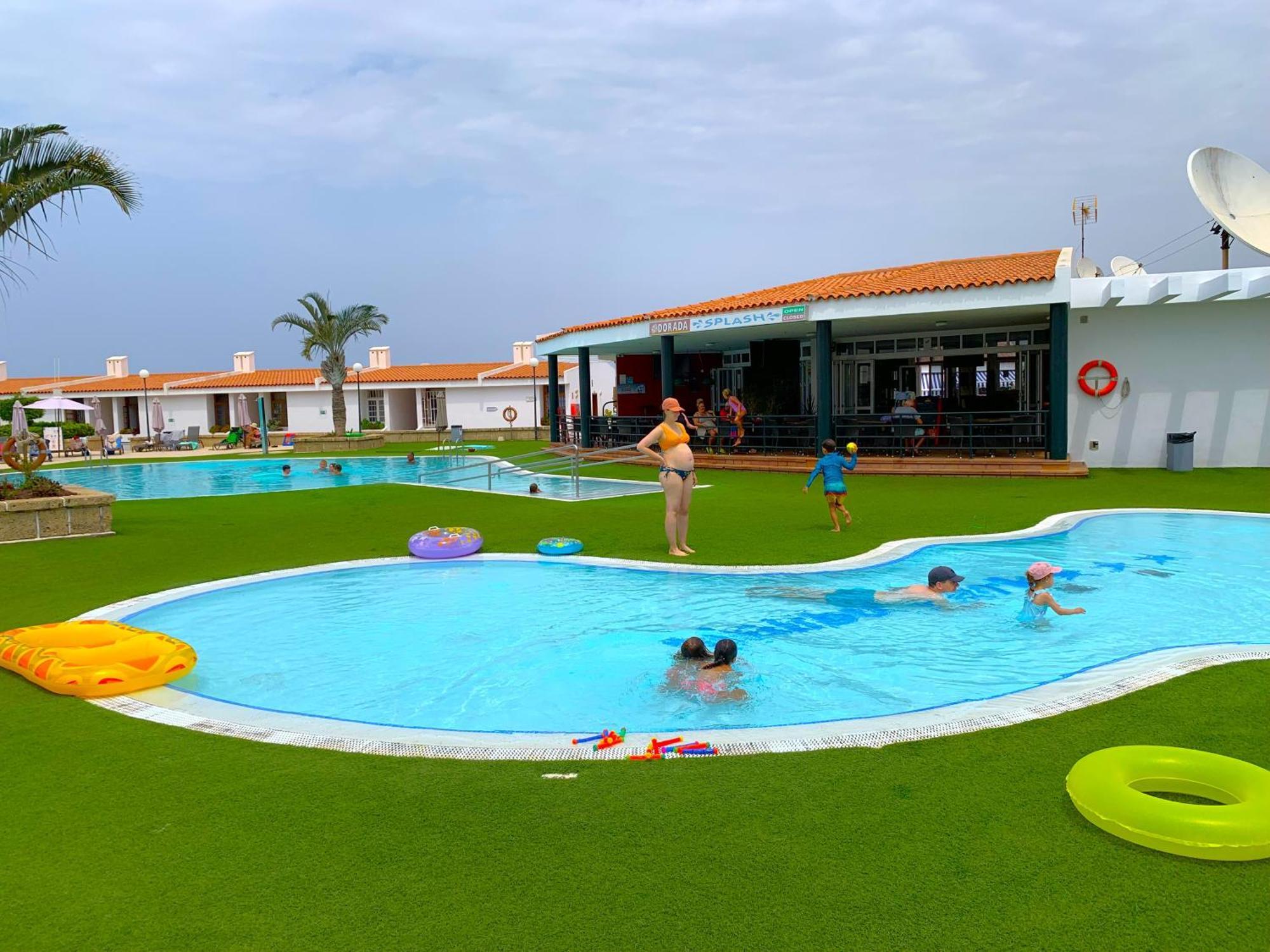 Ocean Breeze And Seaview Resort Адехе Екстер'єр фото
